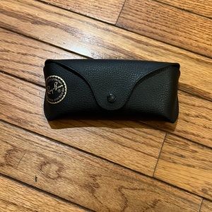 Raybans case